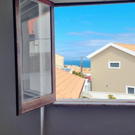 Family Surf Home - Hostel Mafra Exterior photo