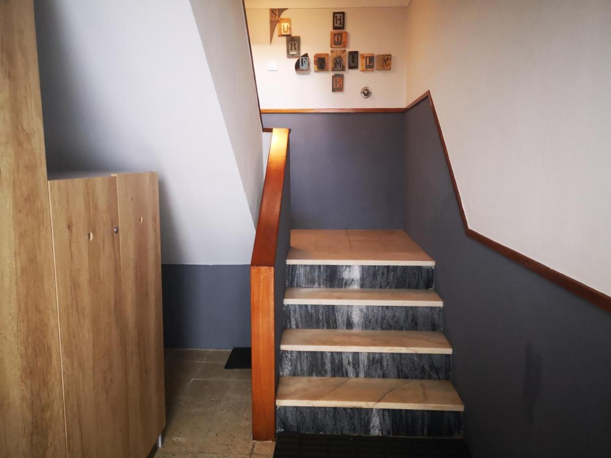 Family Surf Home - Hostel Mafra Exterior photo