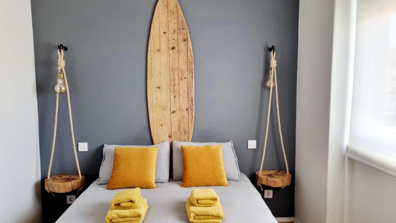 Family Surf Home - Hostel Mafra Exterior photo